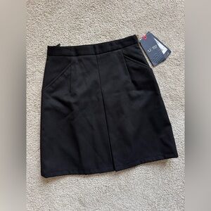 Armani Jeans black pleated skirt NWT size 00